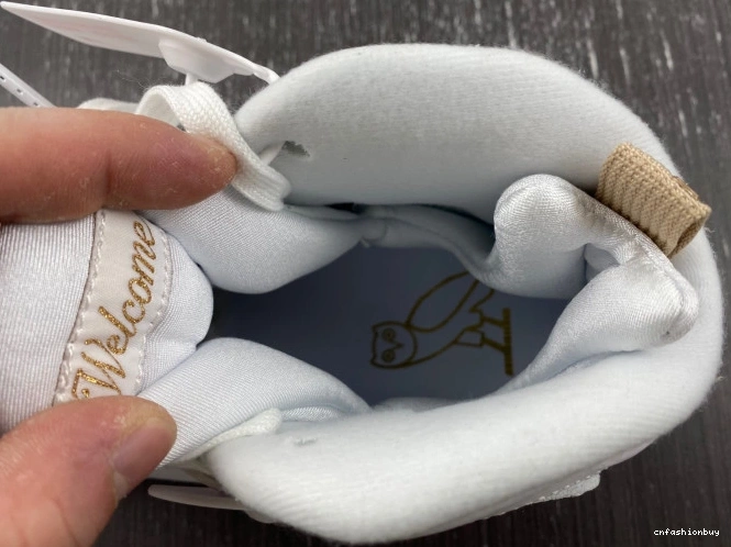 Jordan 8 White Retro AA1239-135 OVO 0815